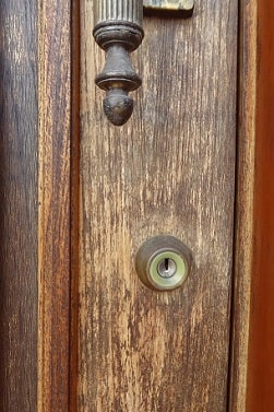 木製玄関ドアオイル仕上げ4